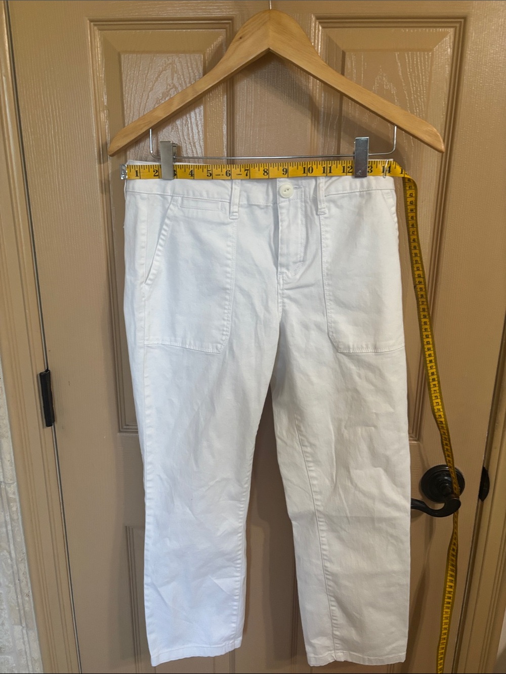 Sanctuary White Cropped Patch-Pocket Jeans